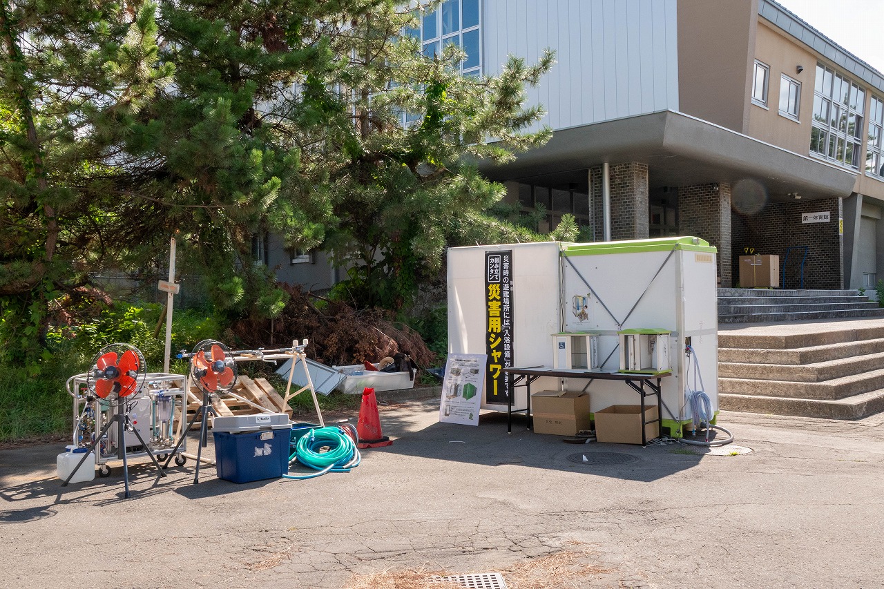 2025年度あおもり酷暑期避難所演習にてコインシャワー採用されました（開催場所：弘前大学）